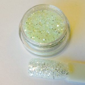 MoMo glitters ~ Gwen